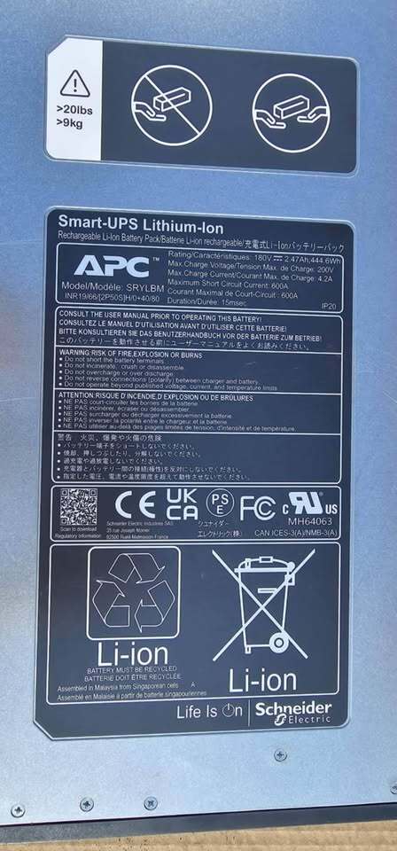 APC Smart-UPS Ultra Lithium-ion
Battery Module