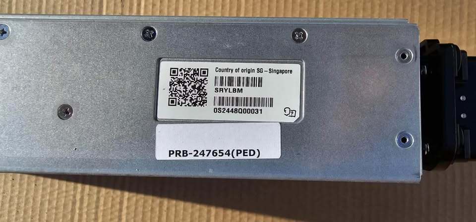 APC Smart-UPS Ultra Lithium-ion
Battery Module