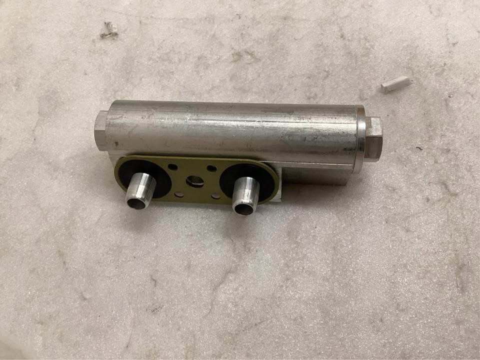 Dorman 624-650 Transmission Oil Cooler Bypass Valve Cadillac/Chevrolet/GMC