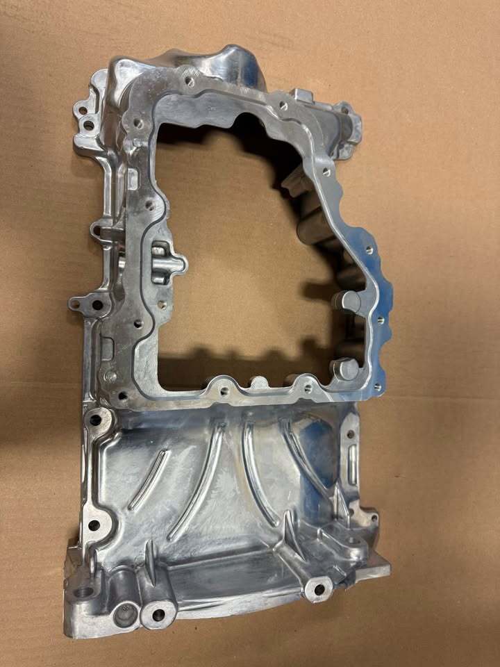 Upper Engine Oil Pan for Chevrolet Equinox