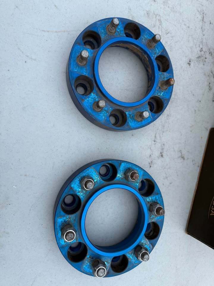 Toyota 5 on 150mm Wheel Spacer Kit (Pair)
Thickness: 1-1/4"